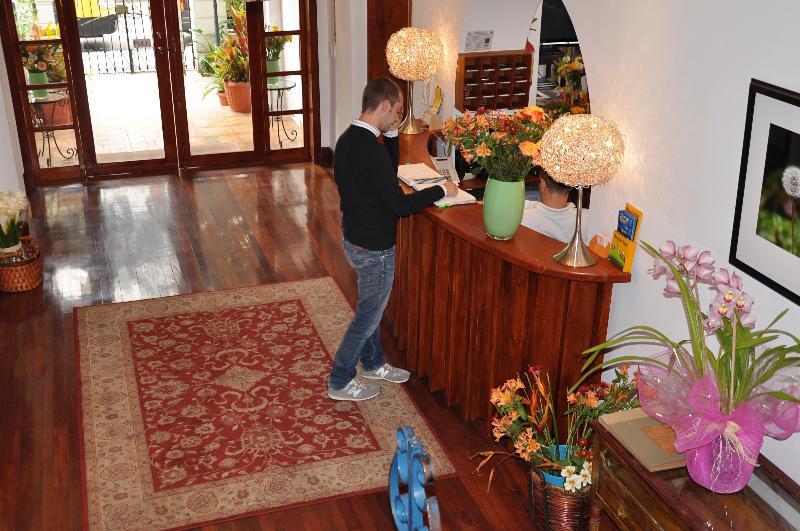 Boutique Hotel Casa Foch Quito Kültér fotó