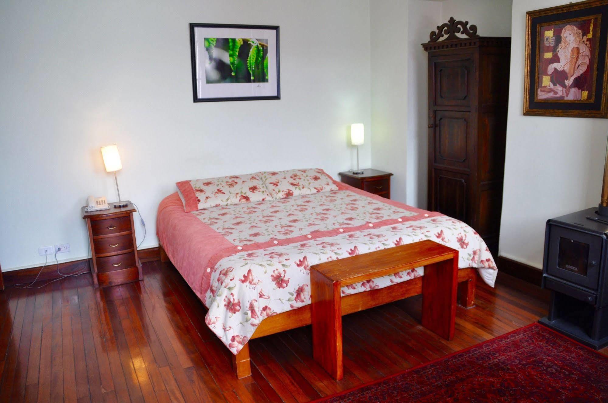 Boutique Hotel Casa Foch Quito Kültér fotó