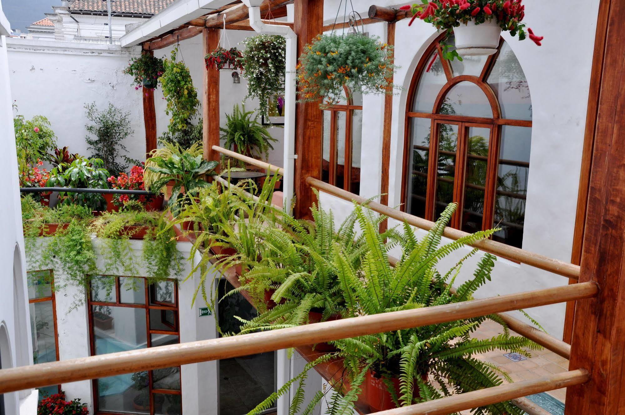 Boutique Hotel Casa Foch Quito Kültér fotó